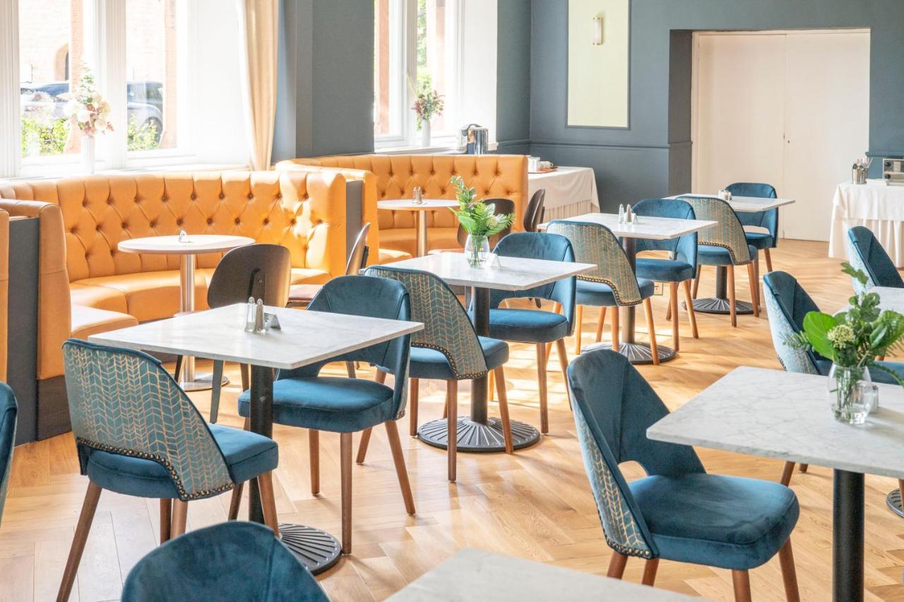 Radisson Blu Hotel, Пърт Екстериор снимка
